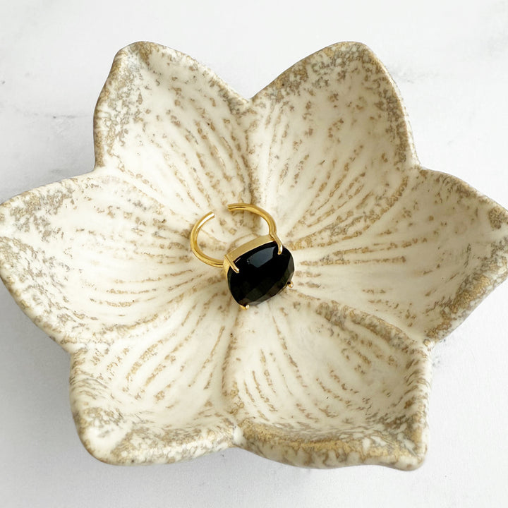 Large Black Onyx Gemstone Ring Prong Setting in Gold