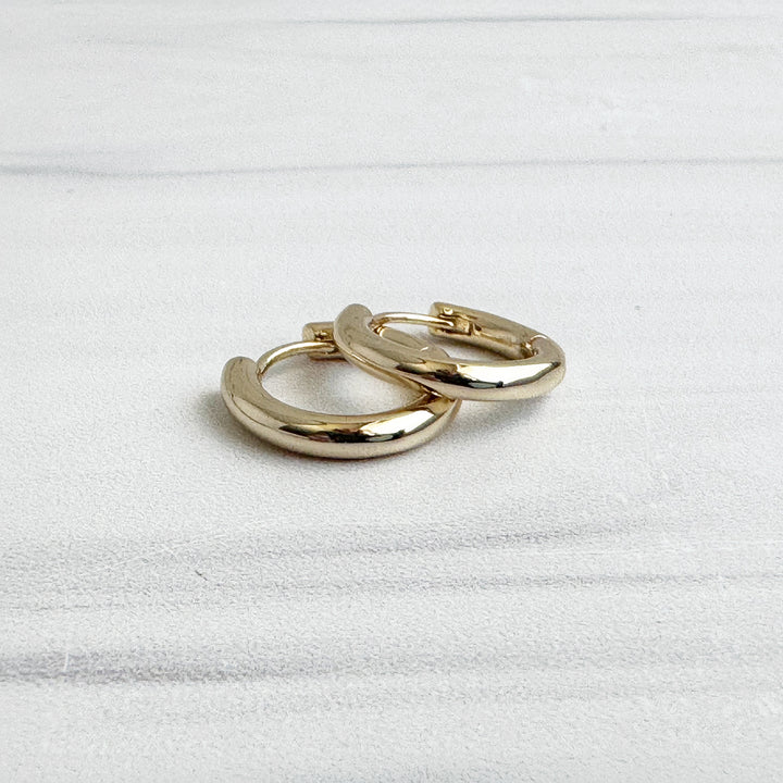 Small Rounded Huggie Earrings in 18k Gold