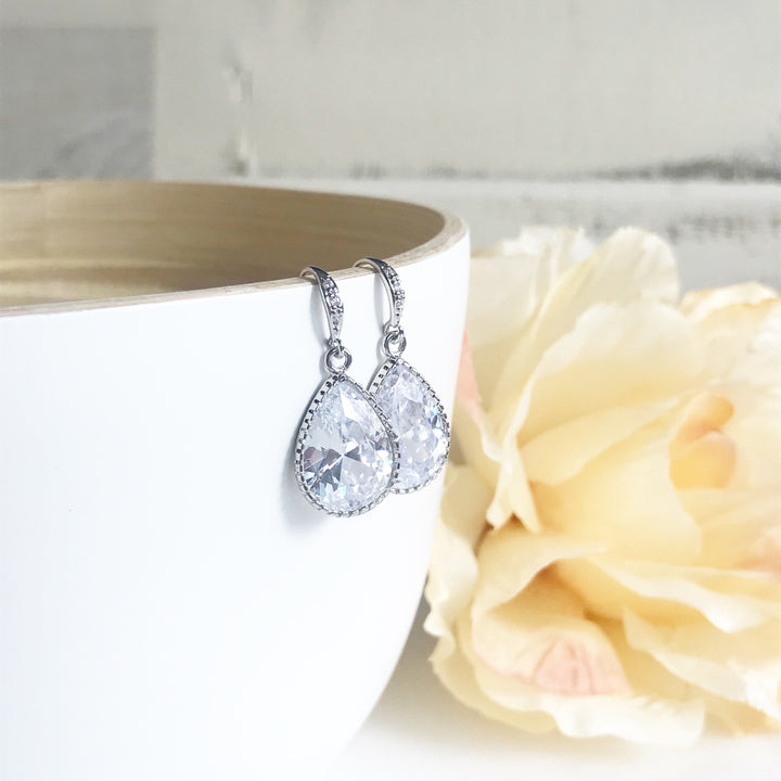 Wedding Earrings. Bridal Drop Earrings. Wedding Jewelry. Cubic Zirconia Drop Earrings in Silver. Dangle Earrings. Bridal Jewelry.