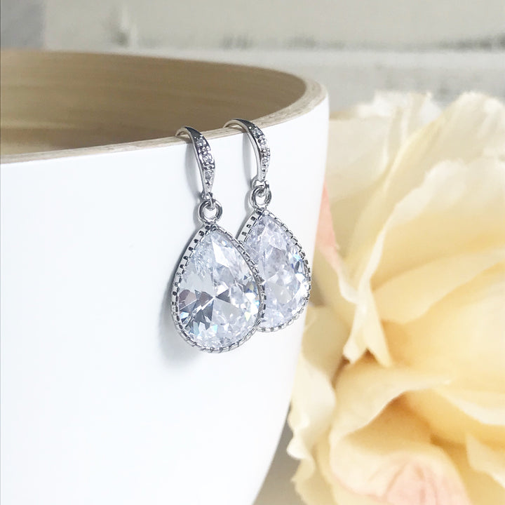 Wedding Earrings. Bridal Drop Earrings. Wedding Jewelry. Cubic Zirconia Drop Earrings in Silver. Dangle Earrings. Bridal Jewelry.