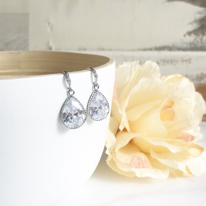 Wedding Earrings. Bridal Drop Earrings. Wedding Jewelry. Cubic Zirconia Drop Earrings in Silver. Dangle Earrings. Bridal Jewelry.