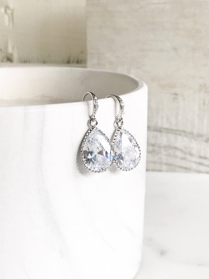 Wedding Earrings. Bridal Drop Earrings. Wedding Jewelry. Cubic Zirconia Drop Earrings in Silver. Dangle Earrings. Bridal Jewelry.