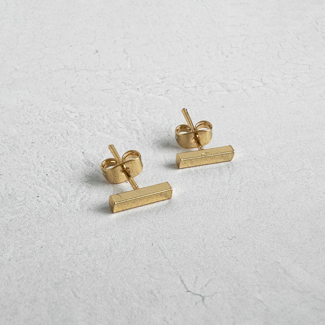 Bar Stud Earrings in 18k Gold Plating