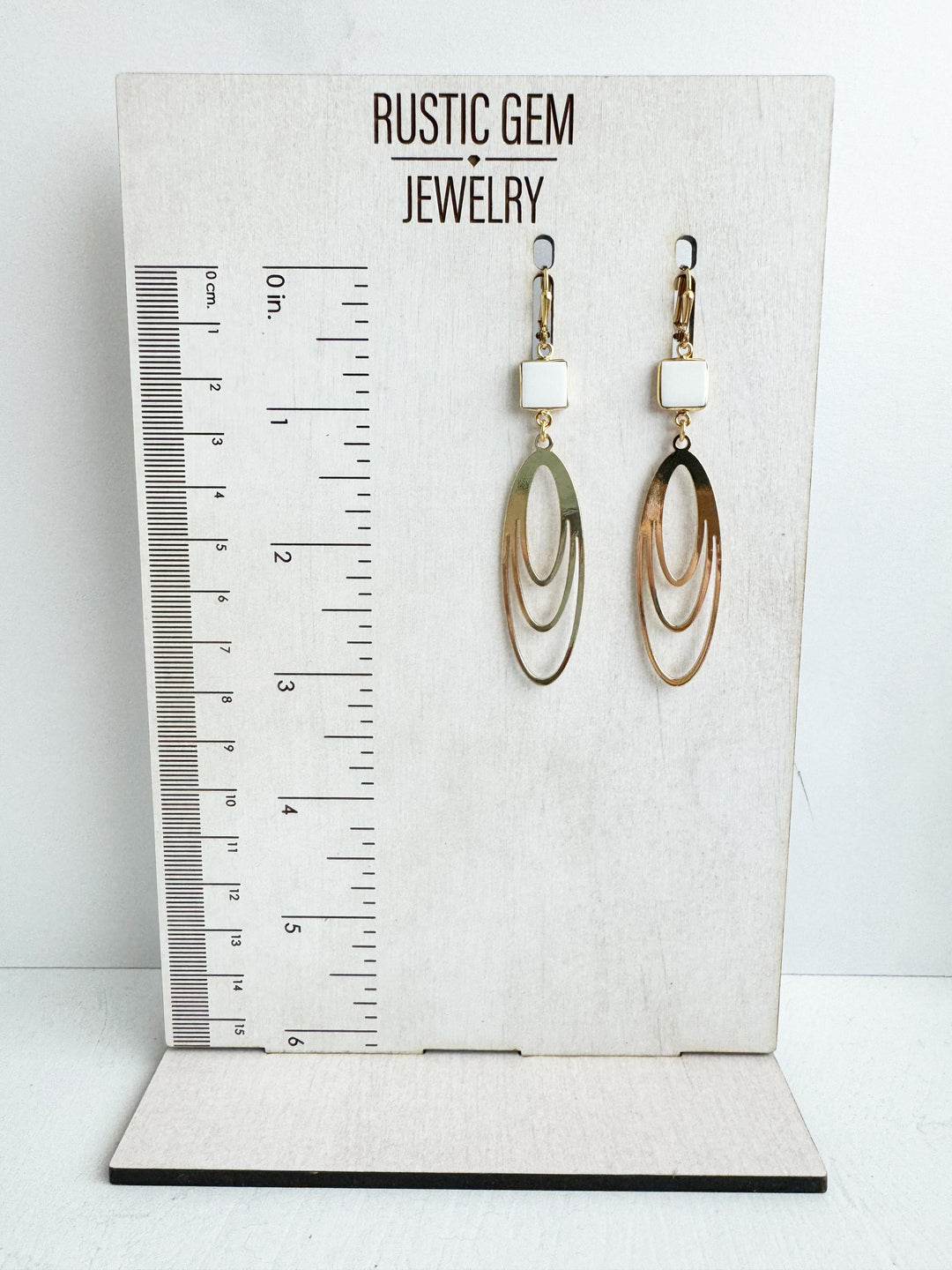 Long Layered Oval Earrings with White Agate Stones in Silver or Gold