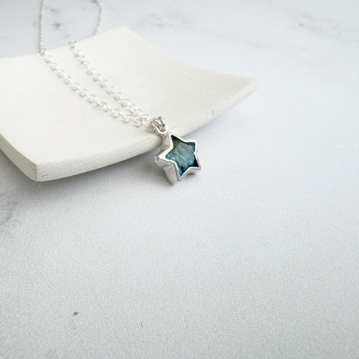 Dainty Labradorite Star Necklace in Sterling Silver