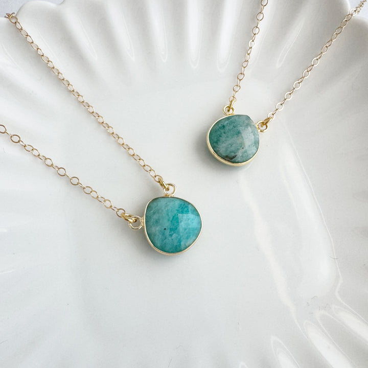 Amazonite Water Drop Necklace in Gold. Simple Amazonite Stone Necklace. Simple Jewelry Gift.