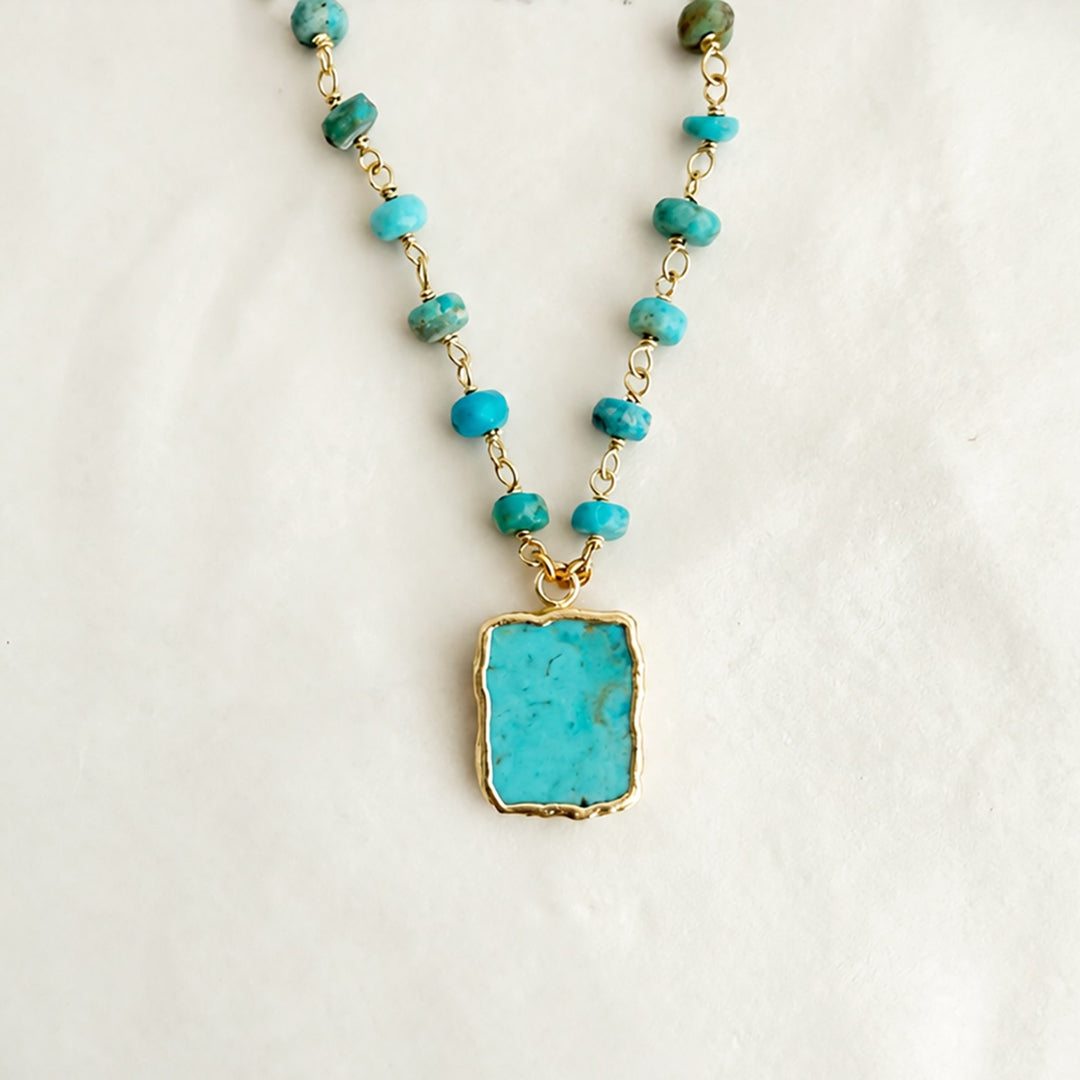 Gemstone Slice Beaded Necklace in Gold