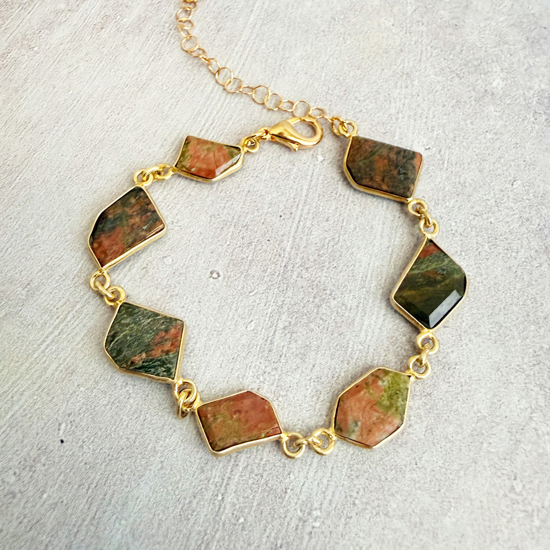 Jasper Bezel Freeform Statement Bracelet in Gold