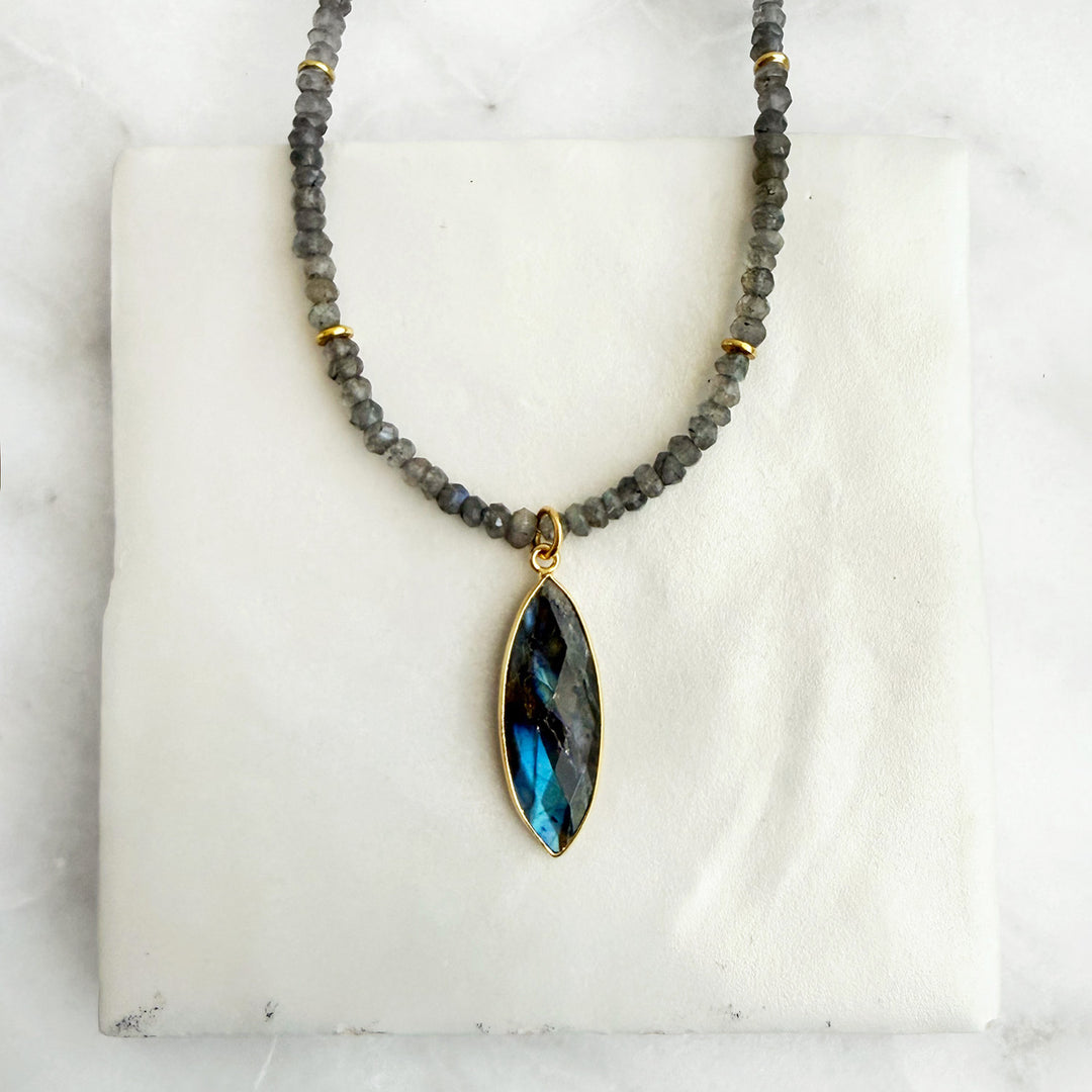 Labradorite Marquise Beaded Necklace in Gold