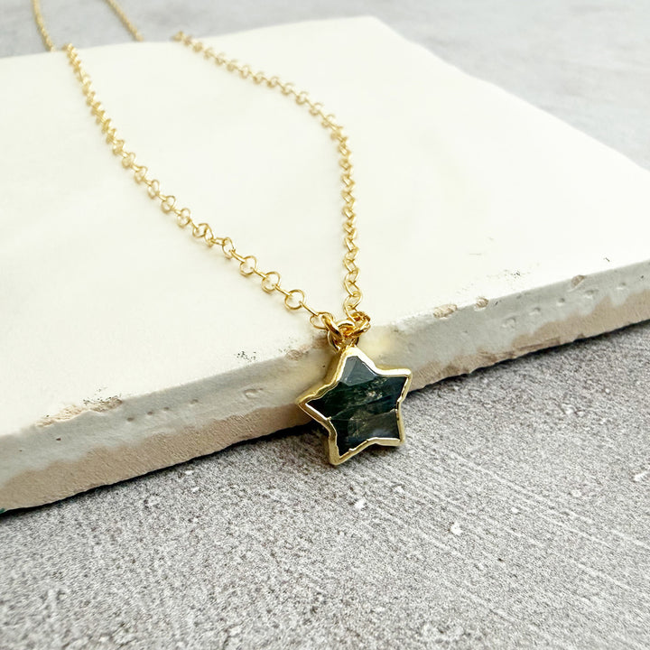 Dainty Labradorite Star Necklace