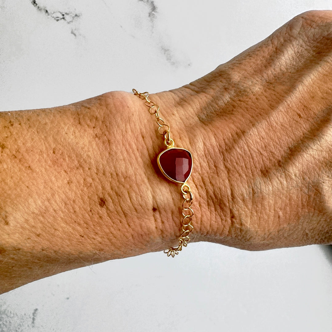 Carnelian Adjustable Chain Bracelet in 14k Gold Filled