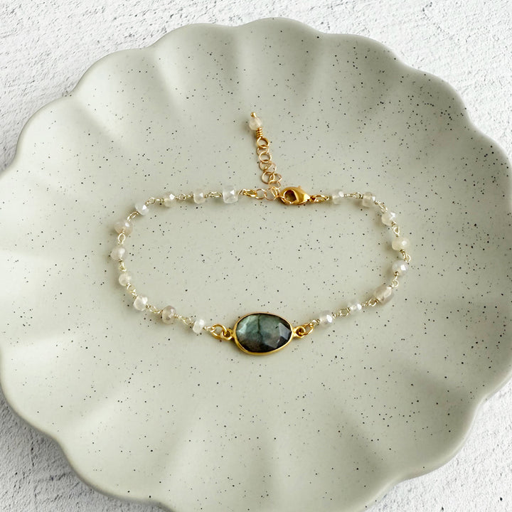 Labradorite and Moonstone Beaded Chain Bracelet in Gold