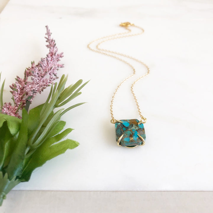 Turquoise Chunky Stone Necklace in Gold. Turquoise Gold Marble. Statement Necklace.