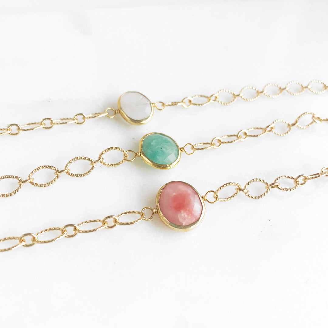 Oval Bezel Gold Chain Bracelet. Simple Gold Textured Chain Stone Bracelet