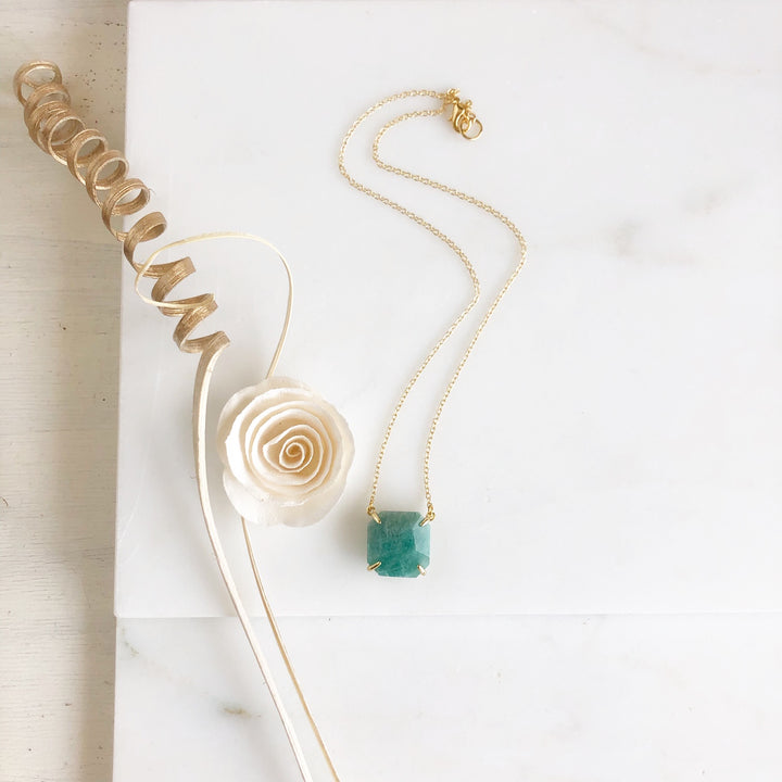 Amazonite Chunky Stone Necklace in Gold.