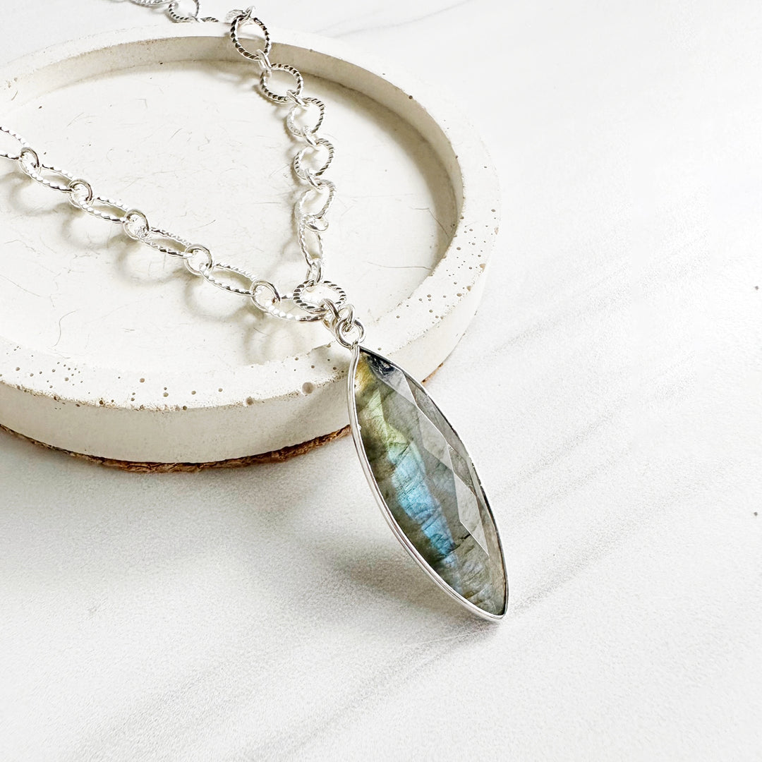 Labradorite Pendant and Chunky Chain Statement Necklace in Silver