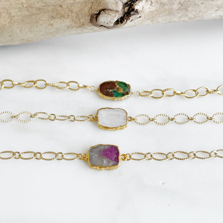 Chunky Chain Bracelet in Gold with Gemstone Slice