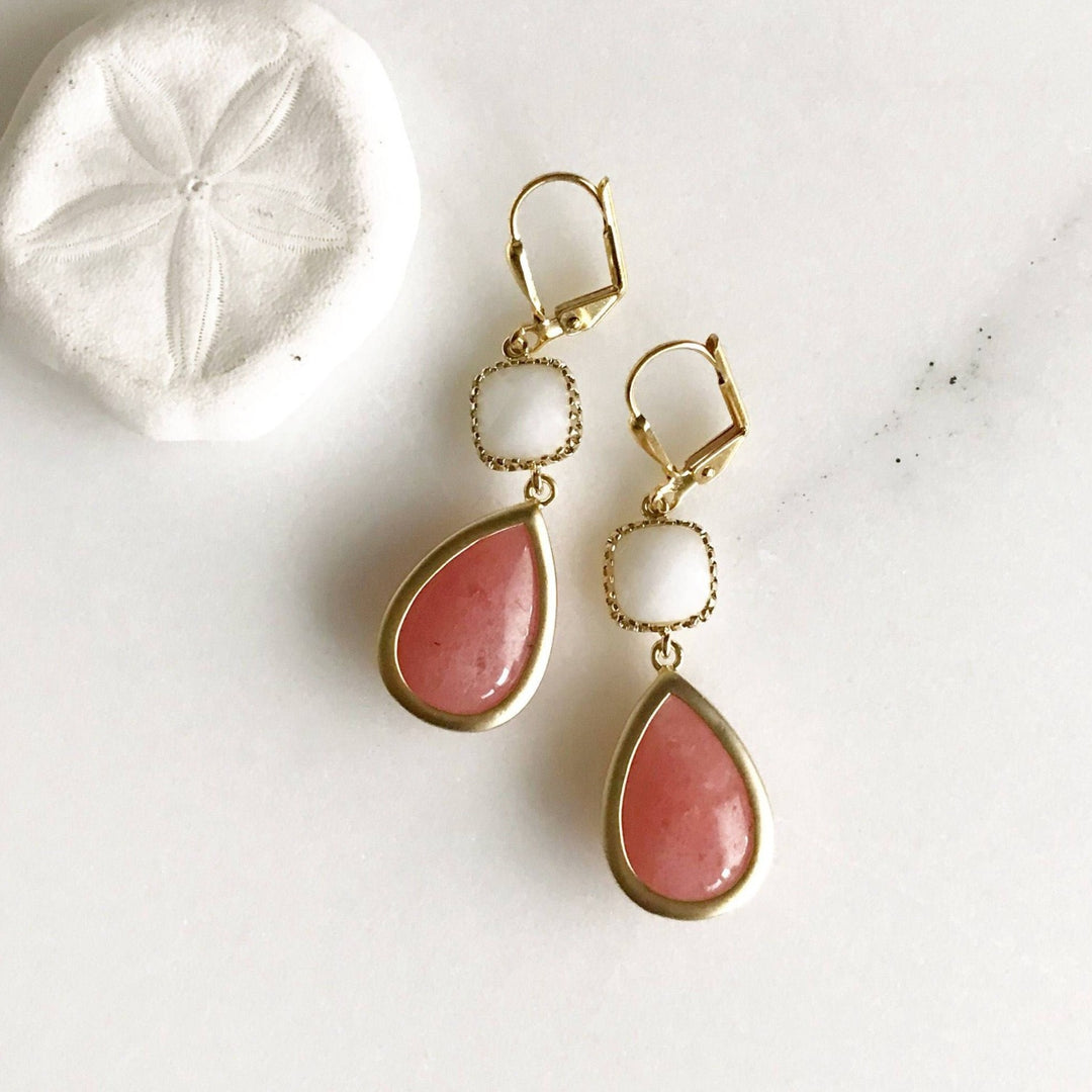 Bridesmaids Earrings in Coral Pink and White. Drop Dangle Earrings. Bridesmaid Earrings. Gift Wedding Jewelry