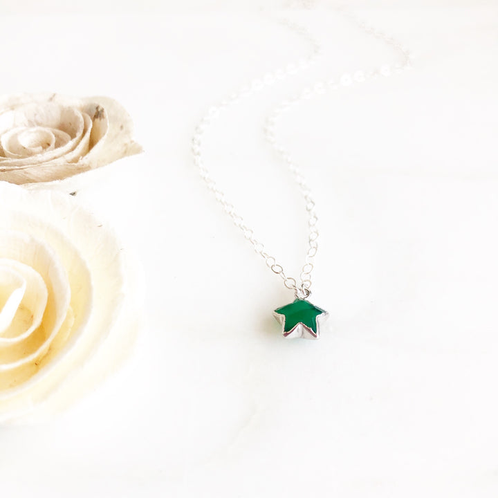 Green Star Necklace. Green Onyx Silcer Star Necklace. Simple Layering Necklace