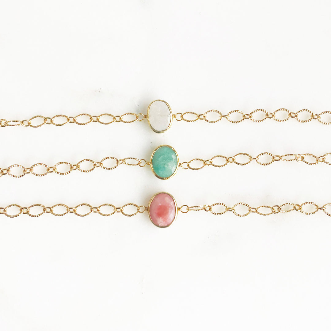 Oval Bezel Gold Chain Bracelet. Simple Gold Textured Chain Stone Bracelet